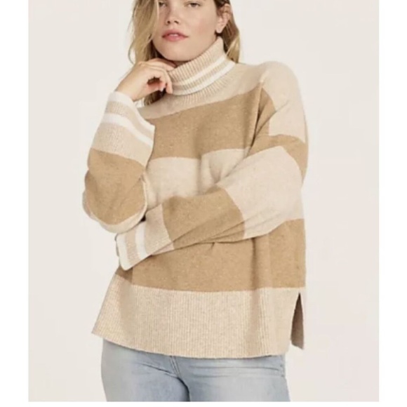J. Crew Sweaters - JCrew Women’s Turtleneck Sweater Tan and Camel Stripe size XS
